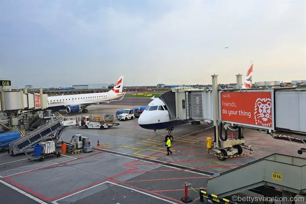 British Airways Business Class A320: London-Gatwick (LGW)-Amsterdam (AMS)